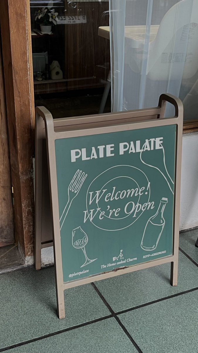 Kamilahyc2's tweet photo. hari ini mam plate palate enaknyoo🍴 https://t.co/rfpqdjbG9a