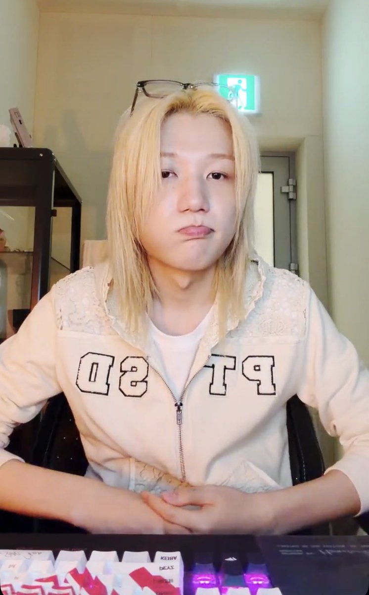 cherry ⋆˚꩜｡ is UNIQUE tweet media