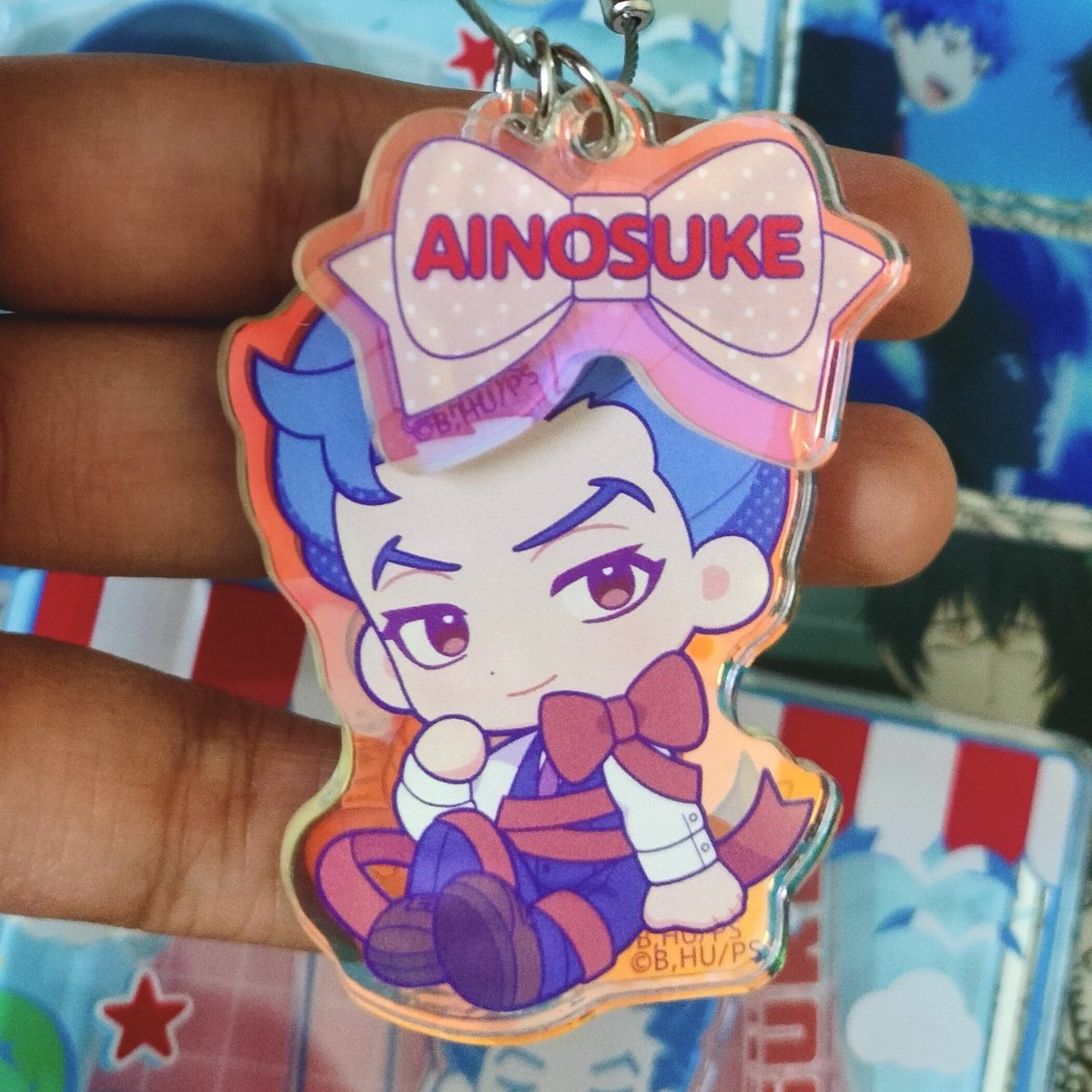 Moved the bow to make it look like Ainosuke is wearing a bow on his hair,,, he's so cuteee 🥹