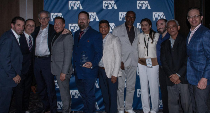LabelAndNarrow's tweet image. ICYMI: Emerald Packaging earned the honor for its commitment to advancing sustainable flexible packaging solutions while maintaining high levels of production performance. #printing #packaging @FlexTechAssn

Read: hubs.li/Q04f3rR10