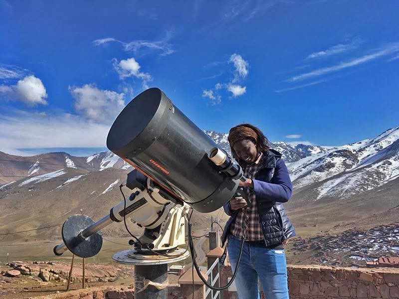 Prabkandji's tweet photo. Immense fierté pour le #Sénégal 🇸🇳 !
Mes chaleureuses félicitations à Mme Salma Sylla Mbaye, première femme spécialisée dans le domaine de l’astronomie au Sénégal. Un parcours inspirant à l’@UCAD_Senegal et qui ouvre la voie à toute une génération.
#Astronomie #FemmesEnScience #LeadershipFéminin