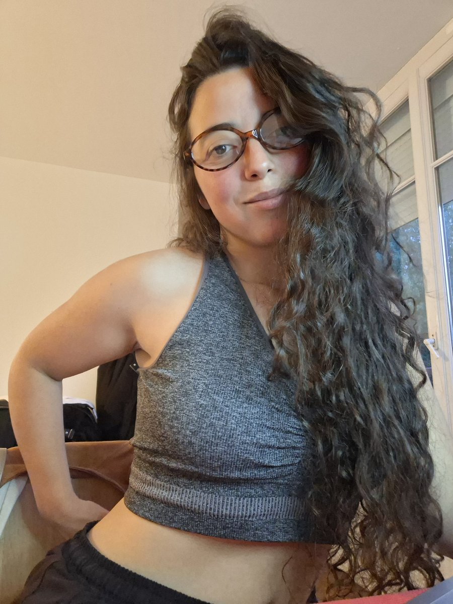 Agustina Lara tweet media