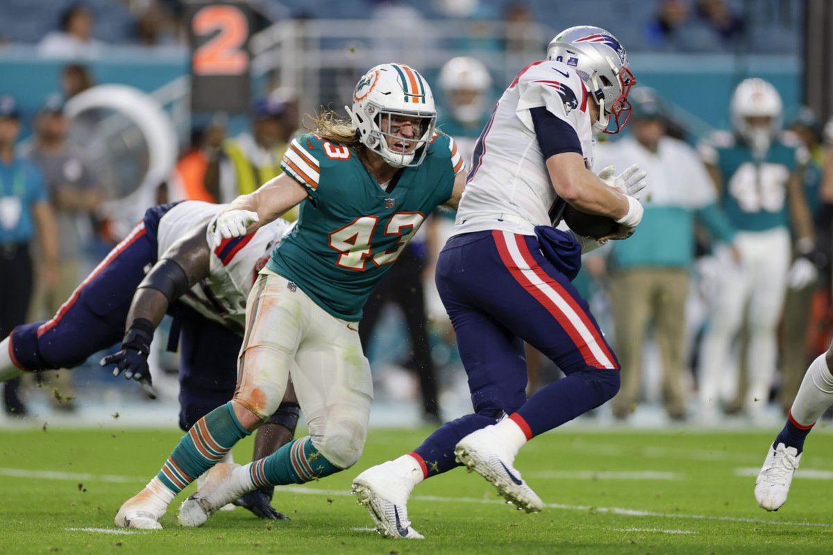Jason_Sarney's tweet image. @FBallGameplan Talks Mason Reiger on @FinsFaithfulPod and compares him to former Badger/Dolphin Andrew Van Ginkel

Dolphins Found Their Next AVG?! 👀 youtube.com/shorts/1mLykr8… via @YouTube 
#MiamiDolphins
#PhinsUp