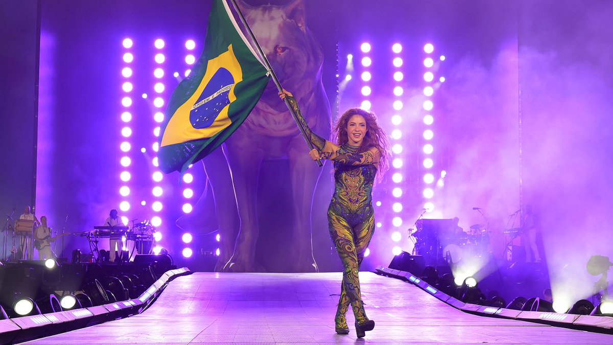 Shakira Brings Her Biggest Hits To Free Rio de Janeiro Show d100.news/TSLpfn