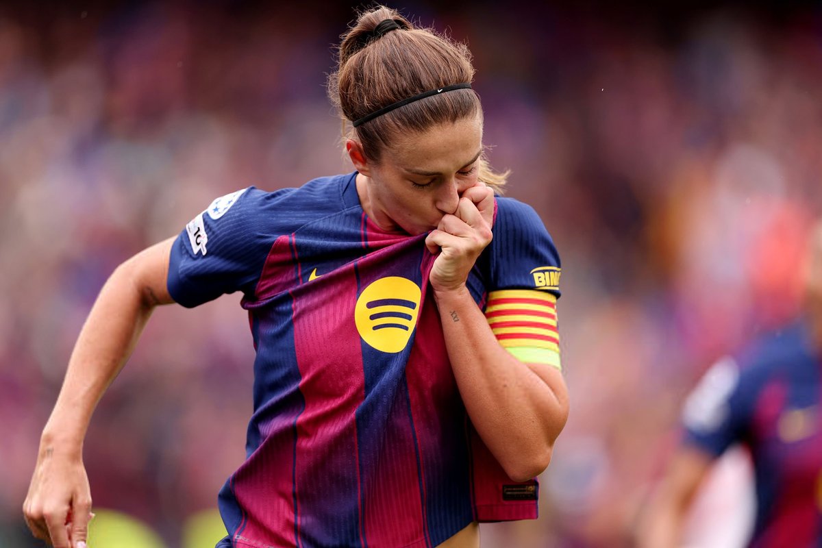 ³Arantxa Cerezo 💙❤️ tweet media