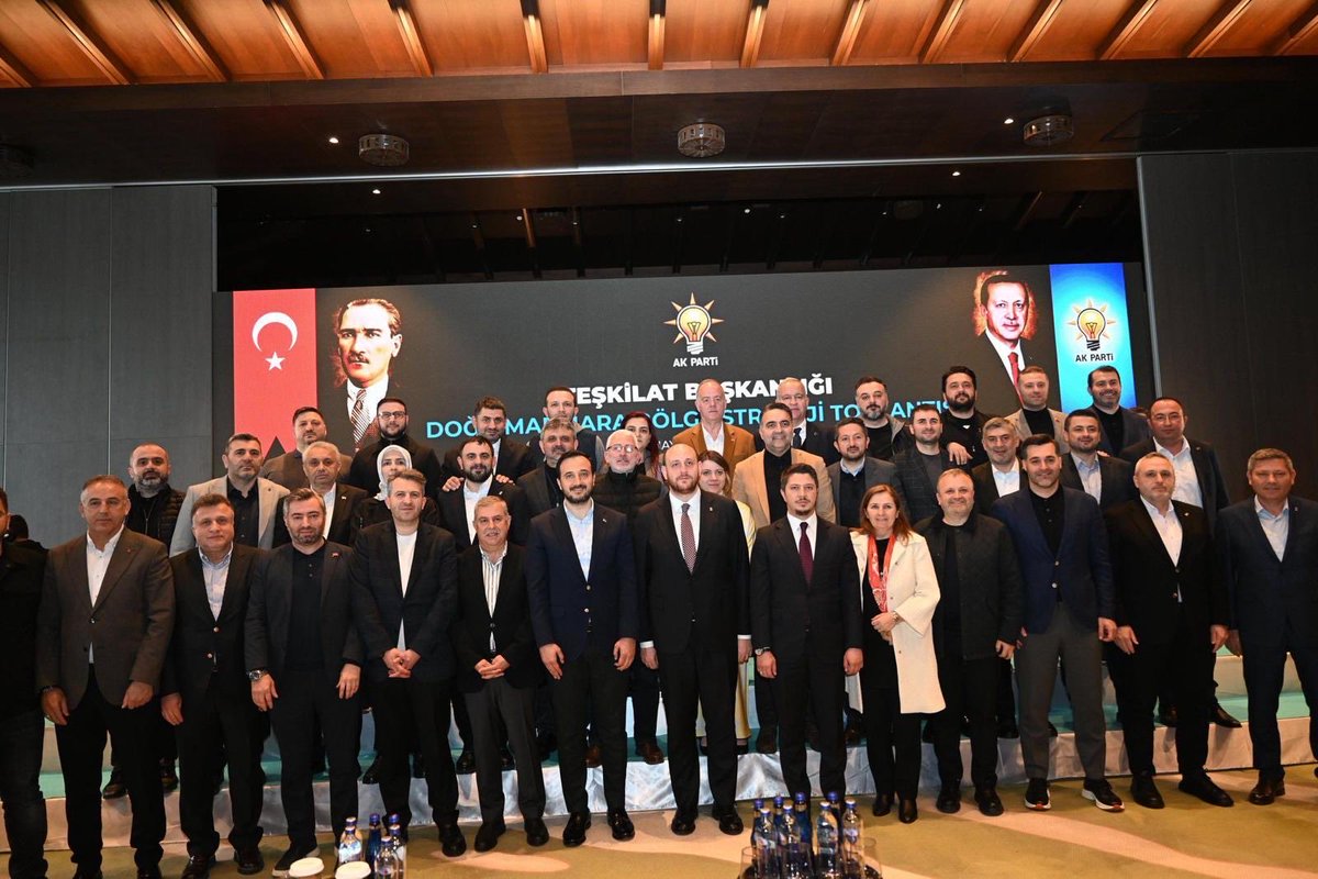 Ayhan Üşdi tweet media