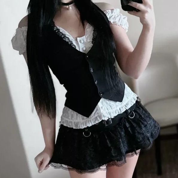 lily. ִ ֺ ♡ྀི tweet media