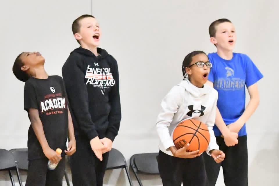 ssahoopsteams's tweet image. Congrats 🎉 to our 1️⃣4️⃣U Black ⚫️ squad for going 4️⃣-0️⃣ and winning the championship🏆 at the @seriesprospect1 tournament 🏟️ in Minneapolis‼️ Well done, fellas!!

The younger #SanfordFam were HYPED cheering on the big bros!!

#SanfordSports | #StrongerTogether