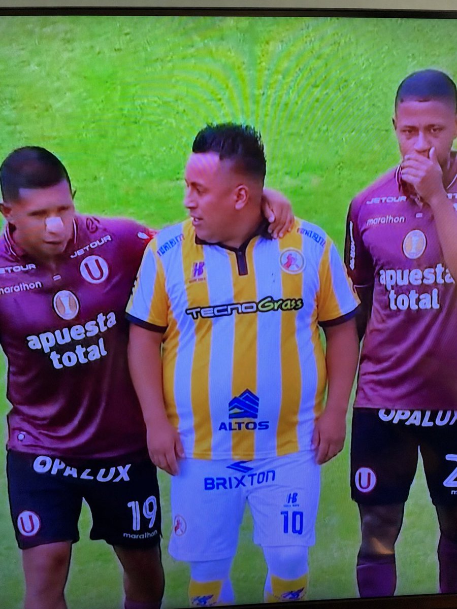 Jaja qué fue? Expulsado por bocón y glotón