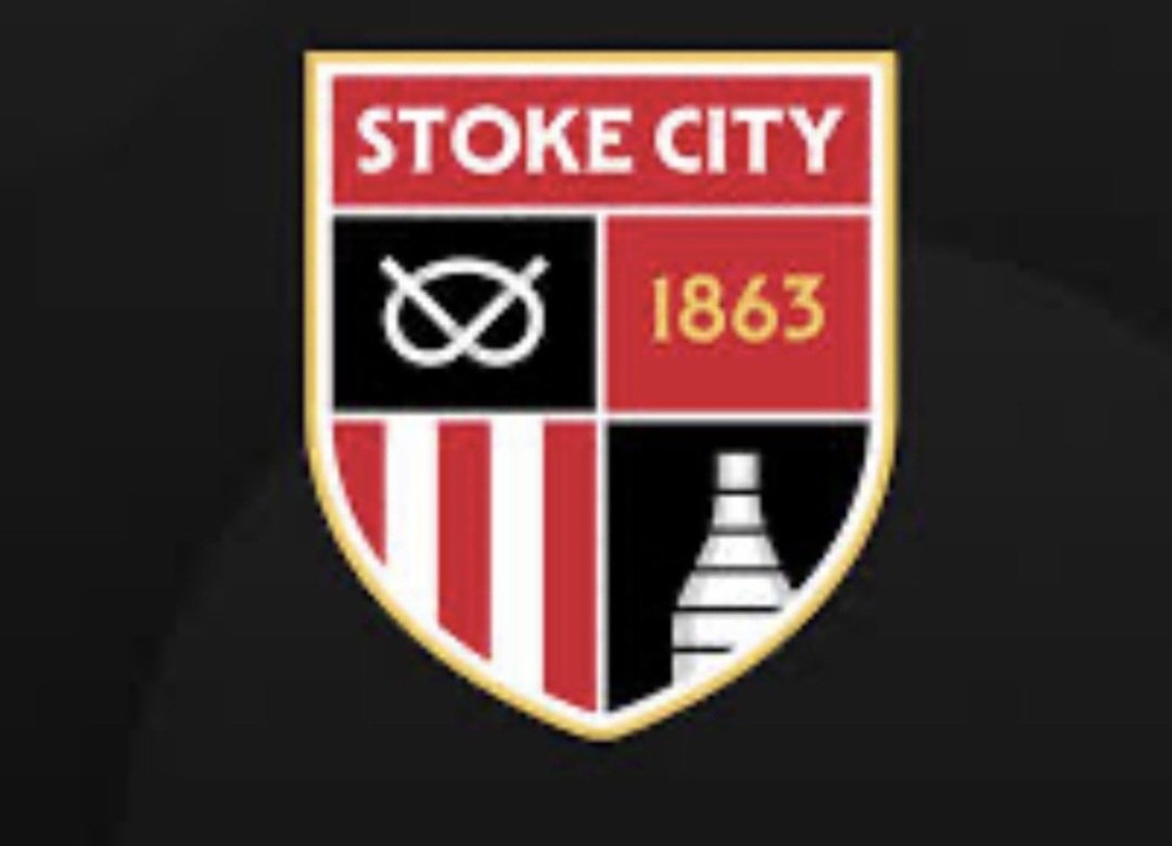 Controversial i know, but I think this new badge is loads better than the one its replacing. 

Its simple and got the key components there (kiln, 1863, correct colours). Glad its got no blue on it. 

Could it be better? Yeah, but I quite like it tbf.
