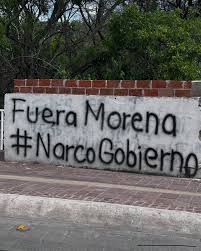 ¿Alguien NO ESTÁ retuiteando, ni viendo videos o interactuando con el Congreso de MoReNa para ser compas?