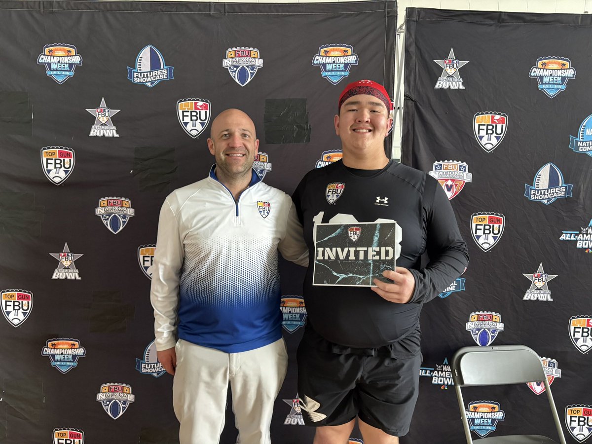 thescottymurph's tweet photo. Blessed to receive an invite to FBU TOP GUN in Naples. One step closer to the freshman bowl. LETS WORK https://t.co/KWLXiOYYZK