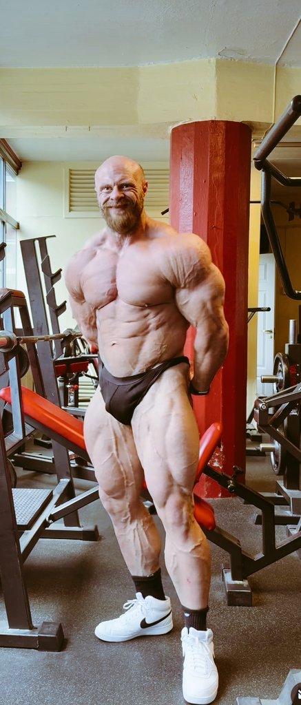 Bodybuilder's World tweet media