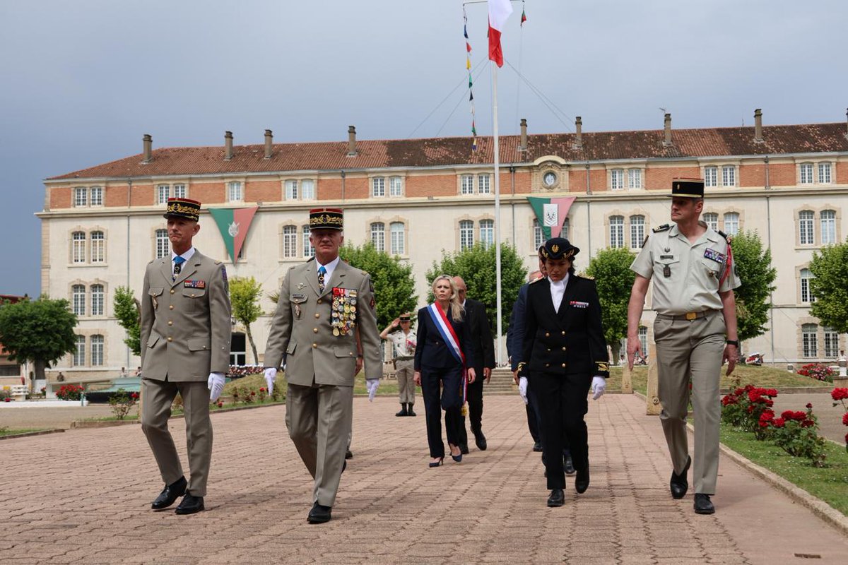 SJosserand30's tweet photo. 📍Ce 30 avril 2026, avec mon collègue Yoann GILLET, Député, à l'invitation du Colonel Thomas MIAILHES, Chef de corps, au 2ème Régiment étranger d'infanterie à NÎMES.

🎖Émouvante cérémonie de commémoration du combat de CAMERONE, mené il y a 163 ans, jusqu'au sacrifice ultime. https://t.co/1RTy7O1GiC
