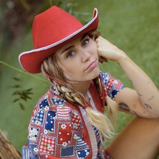 Miley Stats tweet media