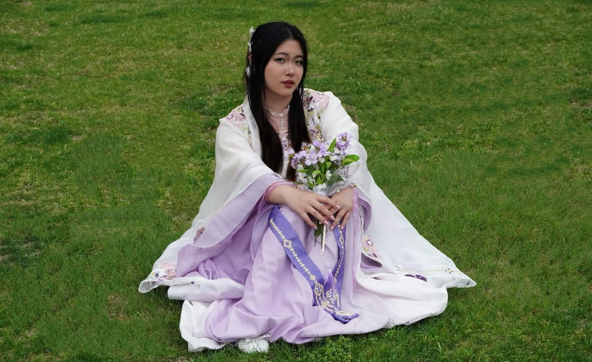 bwairies's tweet image. LF moots/friends/duo 𑣲⋆｡˚
✩ she | NA 🇨🇳  (˶˃ ᵕ ˂˶)
✩ enchanter — senti/smokes
✩ ranked demon
✩ league &amp;amp; val

♡ / ↻ appreciated c: 
#leaguetwt #valtwt #LeagueOfLegends #gamingtwt #loltwt