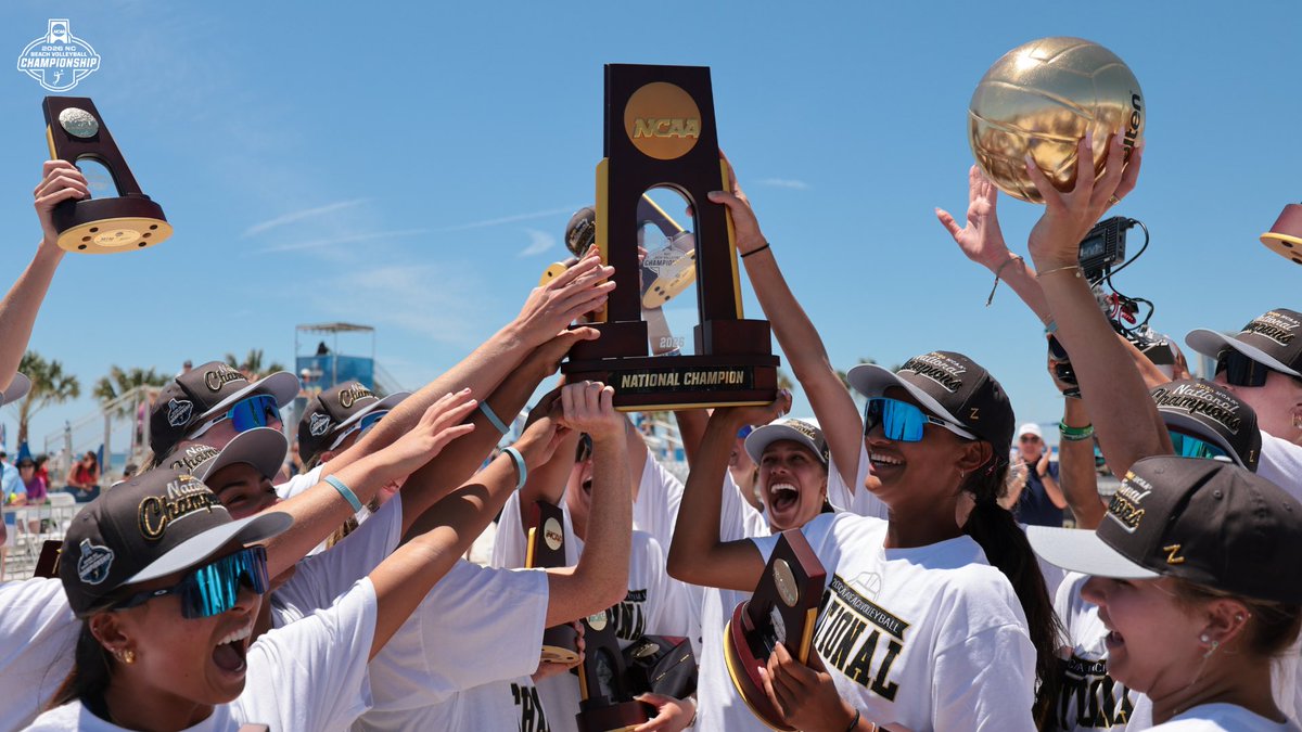 NCAA Women's Volleyball tweet media