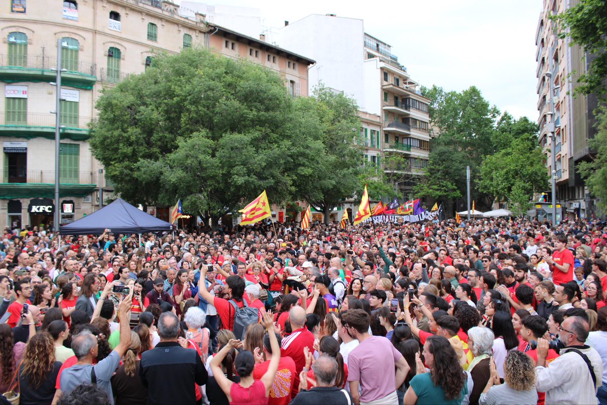 Joves per la Llengua tweet media