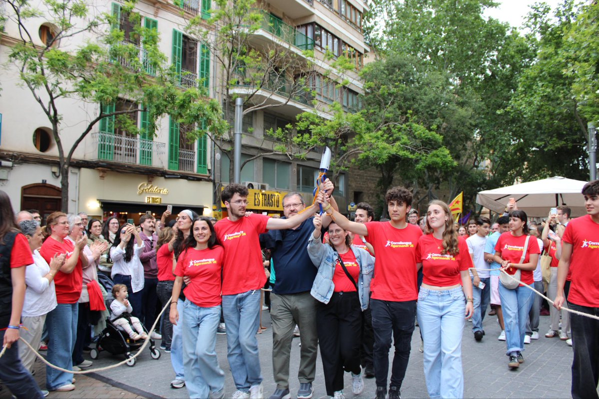Correllengua Agermanat tweet media