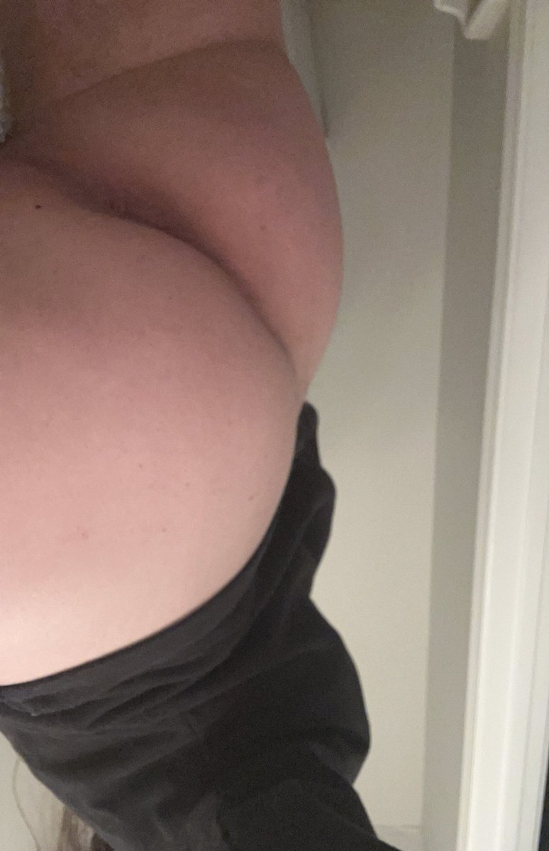 FiguresGrayson2's tweet photo. like or DM! craving a manly cock; do you have a real mans cock? let me rate it. 🙂 #nsfwtwt #nsfw #cock #dick #dickrate #cockrate #bwc #middleastcock #horny #realmen #rate #hung #bigballs #slavic #middleeastcock #femboy https://t.co/zM1so0FpXG