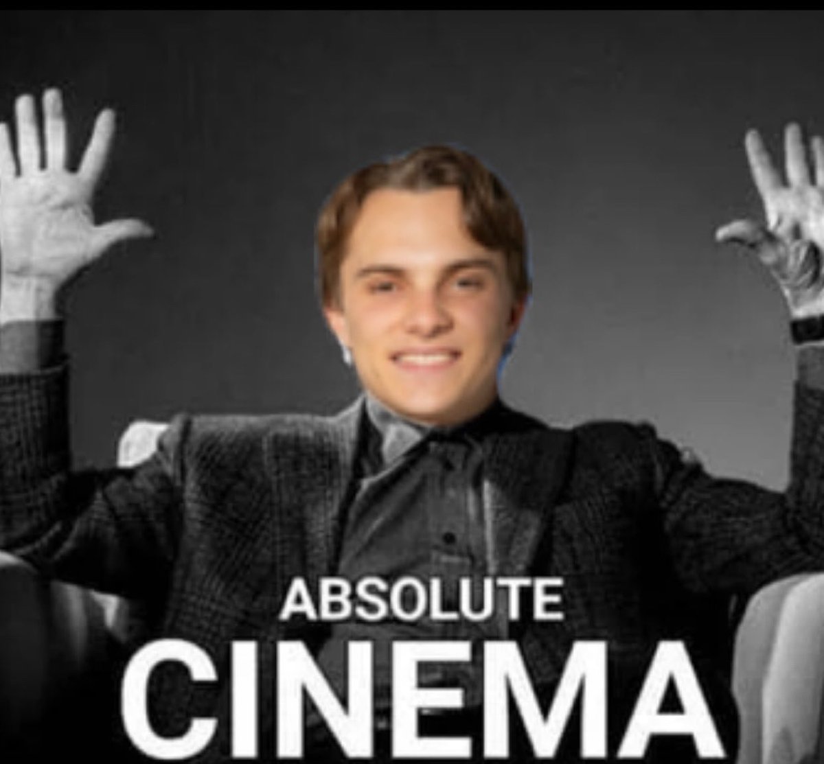 oscar piastri's pr manager tweet media