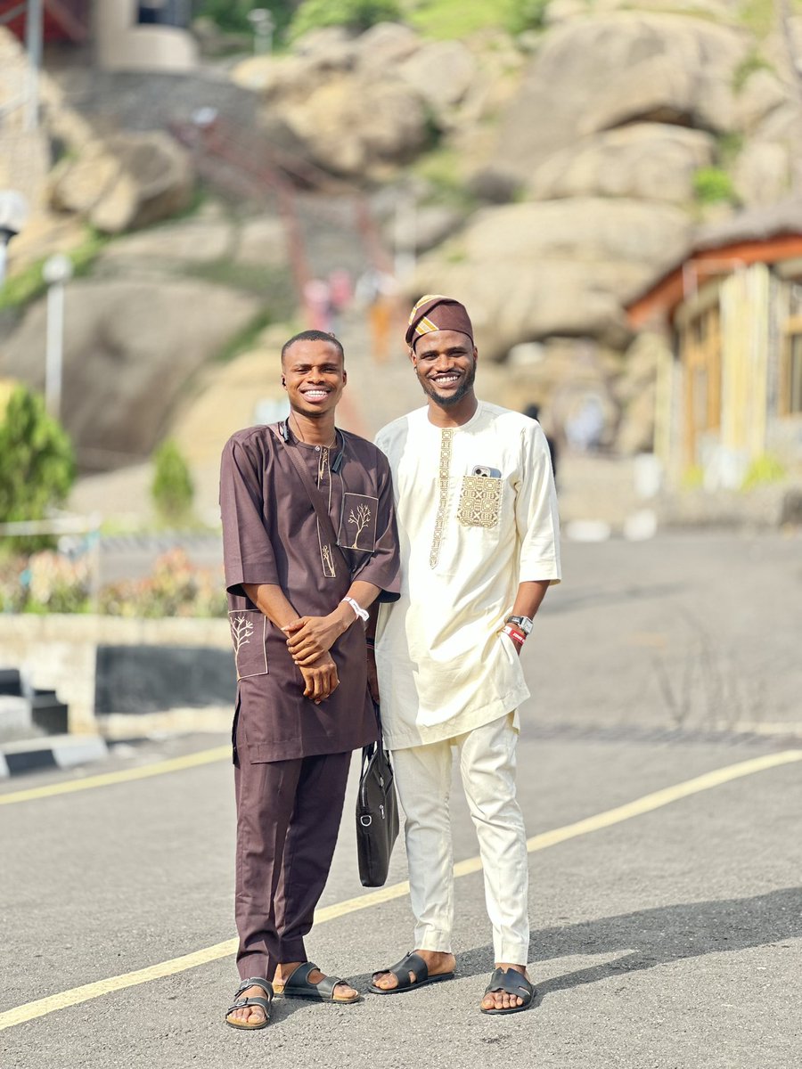 iamkelvinkyle's tweet photo. After a stressful day at @OlumoRockNG with @RotimiJboy♥️

Nothing beats Nigeria’s most iconic skyline.🧗‍♂️

#OlumoRock #Tourism https://t.co/wXAlr6ZNdf