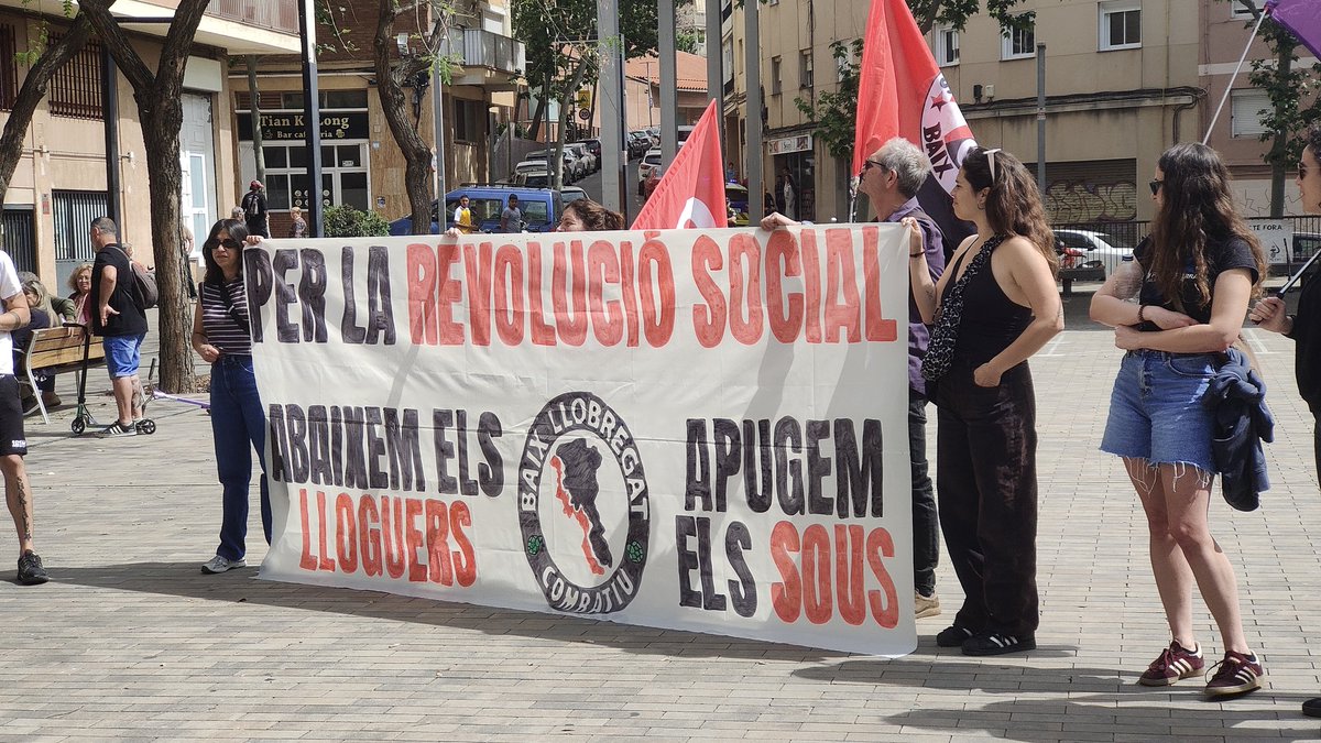 Pakomarinp's tweet photo. 💪✊ https://t.co/ZkpS1BBEun
