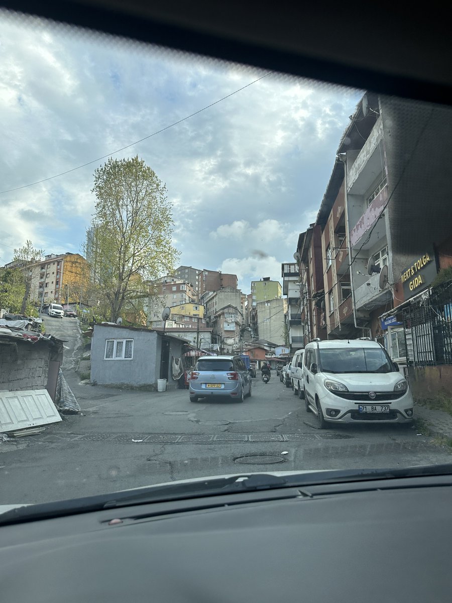 orhan tweet media