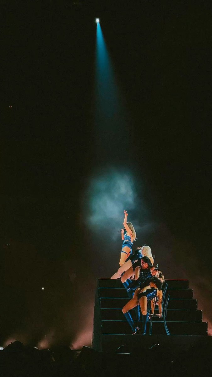 𝒮𝒶𝓇𝒶𝒽 (𝒯𝒶𝓎𝓁𝑜𝓇’𝓈 𝓋𝑒𝓇𝓈𝒾𝑜𝓃) ❤️‍🔥 tweet media
