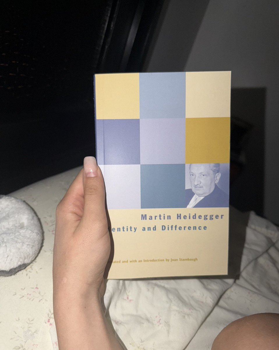 M. Heidegger tweet media