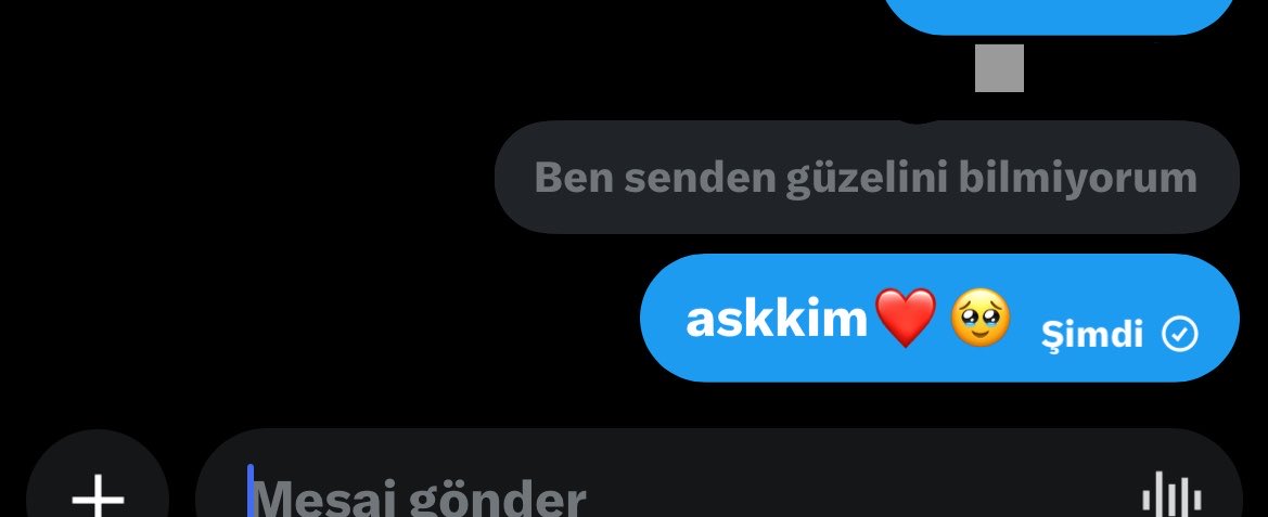 rumellaa tweet media
