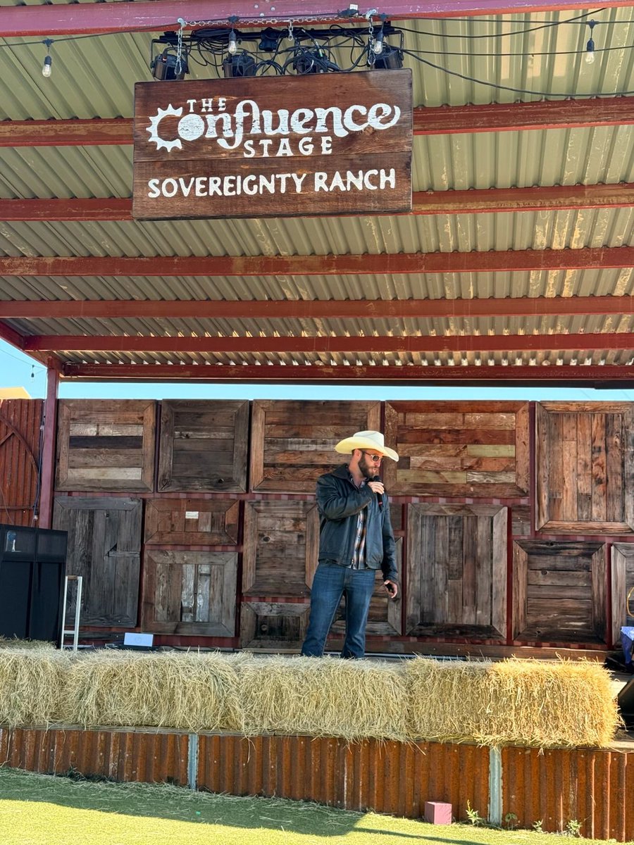 untappedgrowth's tweet photo. Had a good time speaking at @AcresUSA at Sovereignty Ranch this weekend

Had the speaking slot right before @SecKennedy so that was fun 🤠 https://t.co/vUFft2Ud78