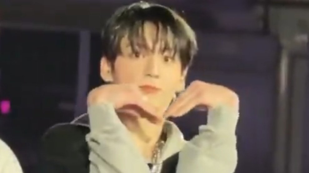 andy⁷ 🦭 tweet media