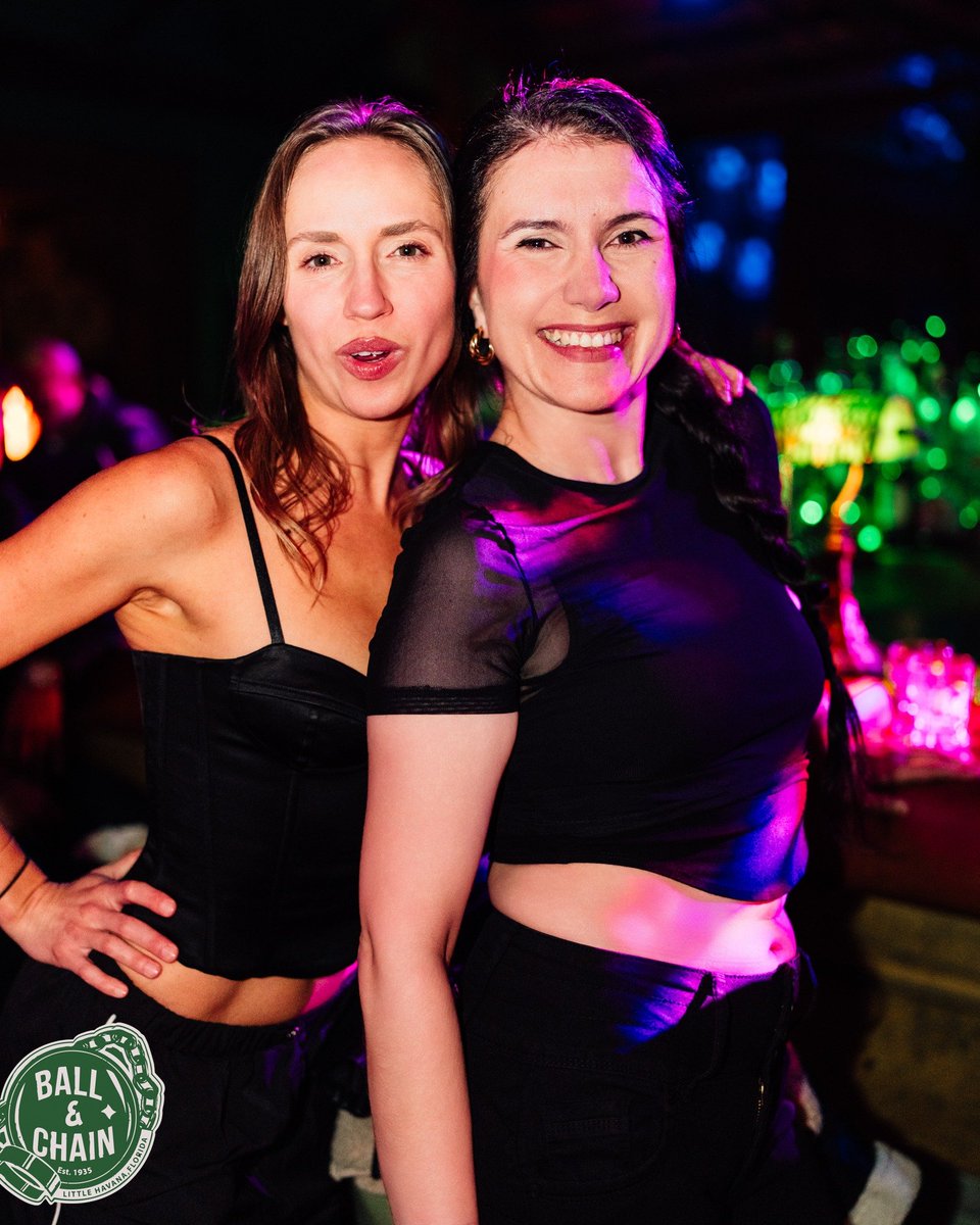 BallAndChainBar's tweet image. Welcome to #SalseroSunday!

The schedule: 

#LiveMusic - NOW to 9 p.m.
#MatineCubana ft. @DJDanisLaClave- 4 
DJ Vila - 8 
FREE #SalsaClass - 9

TOMORROW: #LiveJazz + #MamboMondays with DJ Ivan + FREE #DanceClasses, 9!

#supportlocal ballandchainmiami.com
🍍💚