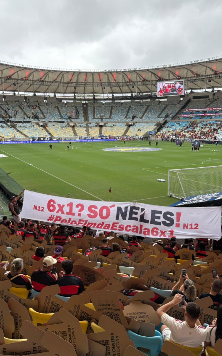 ahckmn's tweet photo. 6x1? Só neles 
Pelo fim da escala 6x1
#FlaxVas https://t.co/SJ6BmC9fD4