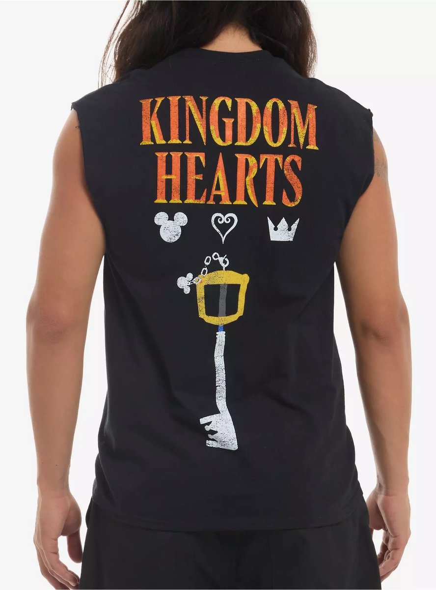 Hot Topic has added  Her Universe KINGDOM HEARTS Icons Shortalls and a Sora Muscle Tank Top! #kingdomhearts #キングダムハーツ #KHMerch #squareenix #disney

Shortall: hottopic.com/product/her-un…

Shortall Plus Size: hottopic.com/product/her-un…

Sora Muscle Tank Top: