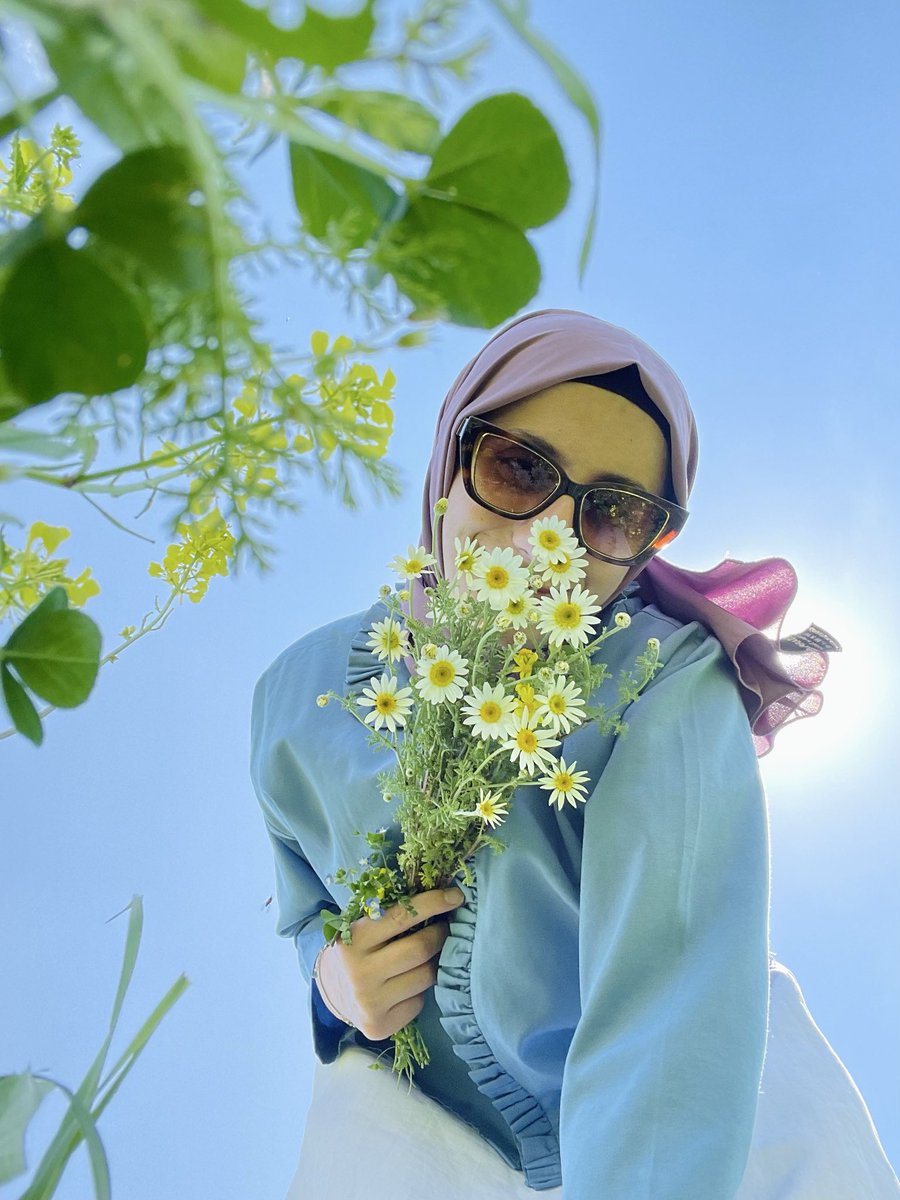 BetulAr72's tweet photo. 🌿🦋Allah’ım, güzelliğinle beni her gün yeniden dirilt 🦋🌿
#springtime #flower https://t.co/aRBhUbOL7I