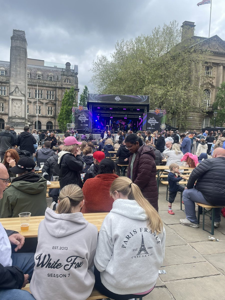hindleanna's tweet photo. Great to see so many families enjoying the Sunday Family Fest organised by @BIDPreston and supported by Preston City Council.  We plan to build on these events towards Preston Guild 2032 @prestonlabour https://t.co/nZl3SEG70m
