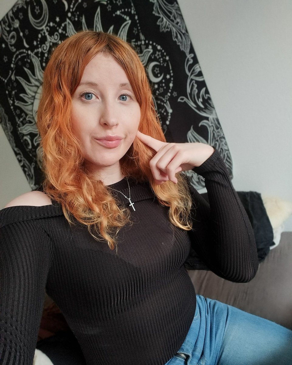 Lucie tweet media