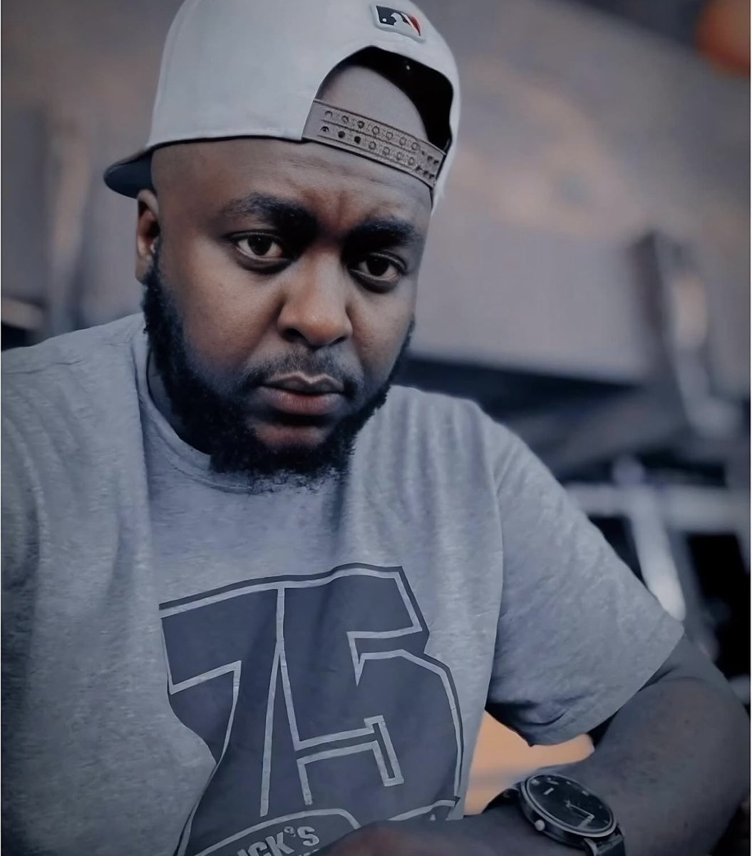 Izzo_bizness's tweet image. Brother Popote Ulipo Nakuombea Afya Njema Na Urudi Salama Kuungana Na Familia Yako. MUNGU Ampe Nguvu Na Ujasiri Hasa MAMA Yako(MAMA YETU) Katika Kipindi Hiki. #FreeDamour