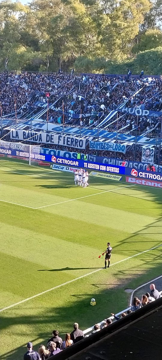 supertransmi's tweet photo. 12' PT Gol del Lobo ⚽️ Torres
Ahora
#Gimnasia 1
#Argentinos 0 https://t.co/eD0FG1F8Gj
