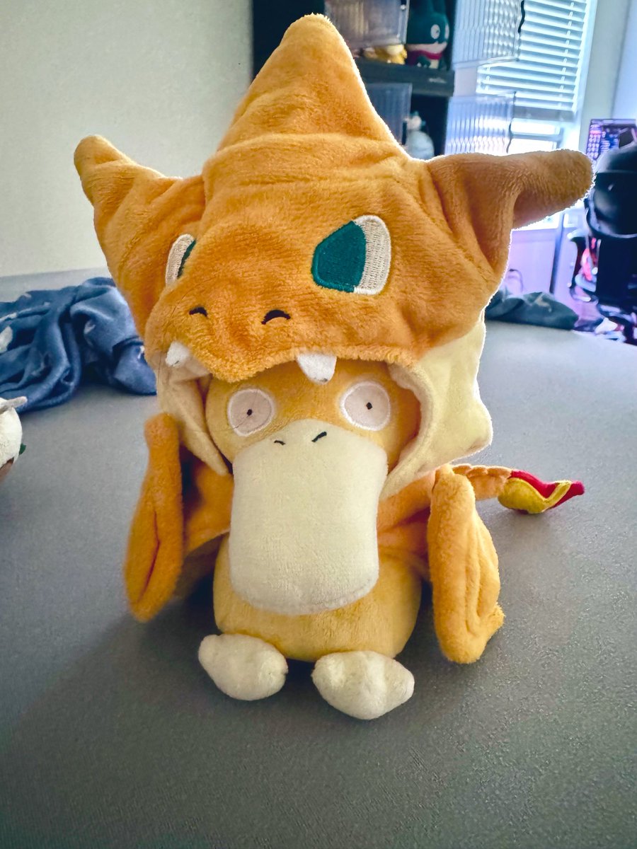 Minhtendo2's tweet photo. Who's that pokemon?? https://t.co/Xextl1HnPw