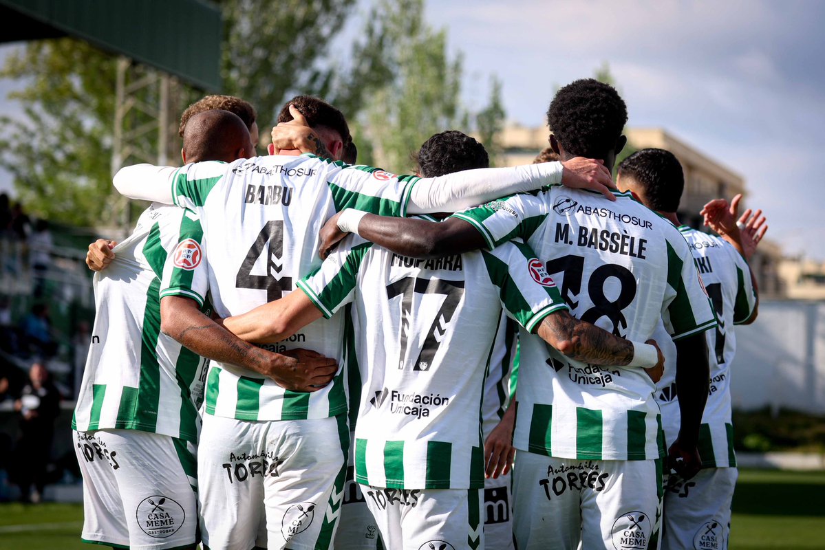 Antequera C. F. tweet media