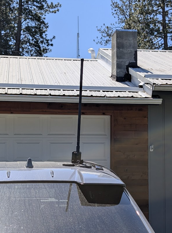 thebaldgeek's tweet photo. Bumping the gain on the car #wardrive rig from a claimed 6db to a claimed 12db.
Its getting a bit long, but as long as I am careful going off road, it should clear most places I drive.
BTW, this is my tbg madness build of the Signal Sluth. #AlltheWifi
You can read about it here: https://t.co/pjm5cTn8aP