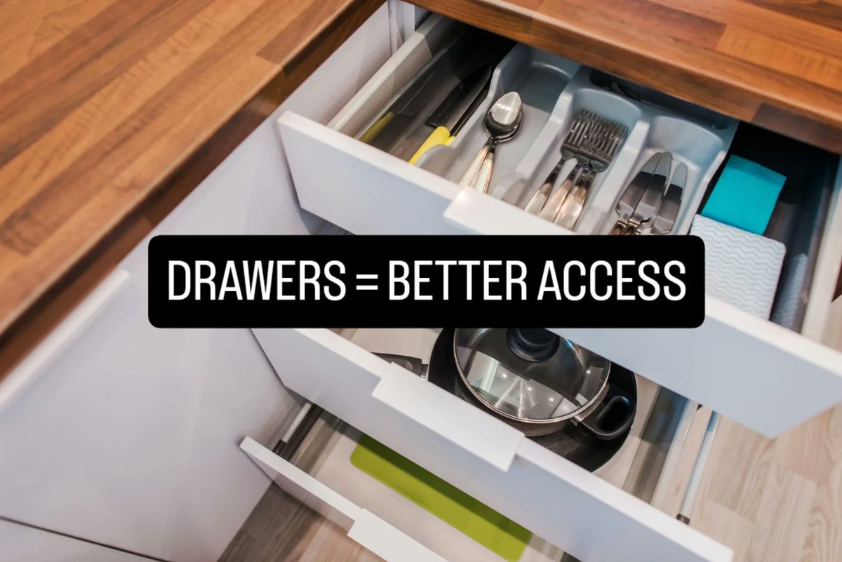 EvolvesStudio's tweet image. Deep cabinets hide everything ❌

Drawers show everything ✔️

Tip 🔥
Use drawers for better access

I design and supervise modern interior furniture projects.

Follow for daily practical design tips.

#KitchenDesign #CabinetDesign #InteriorTips