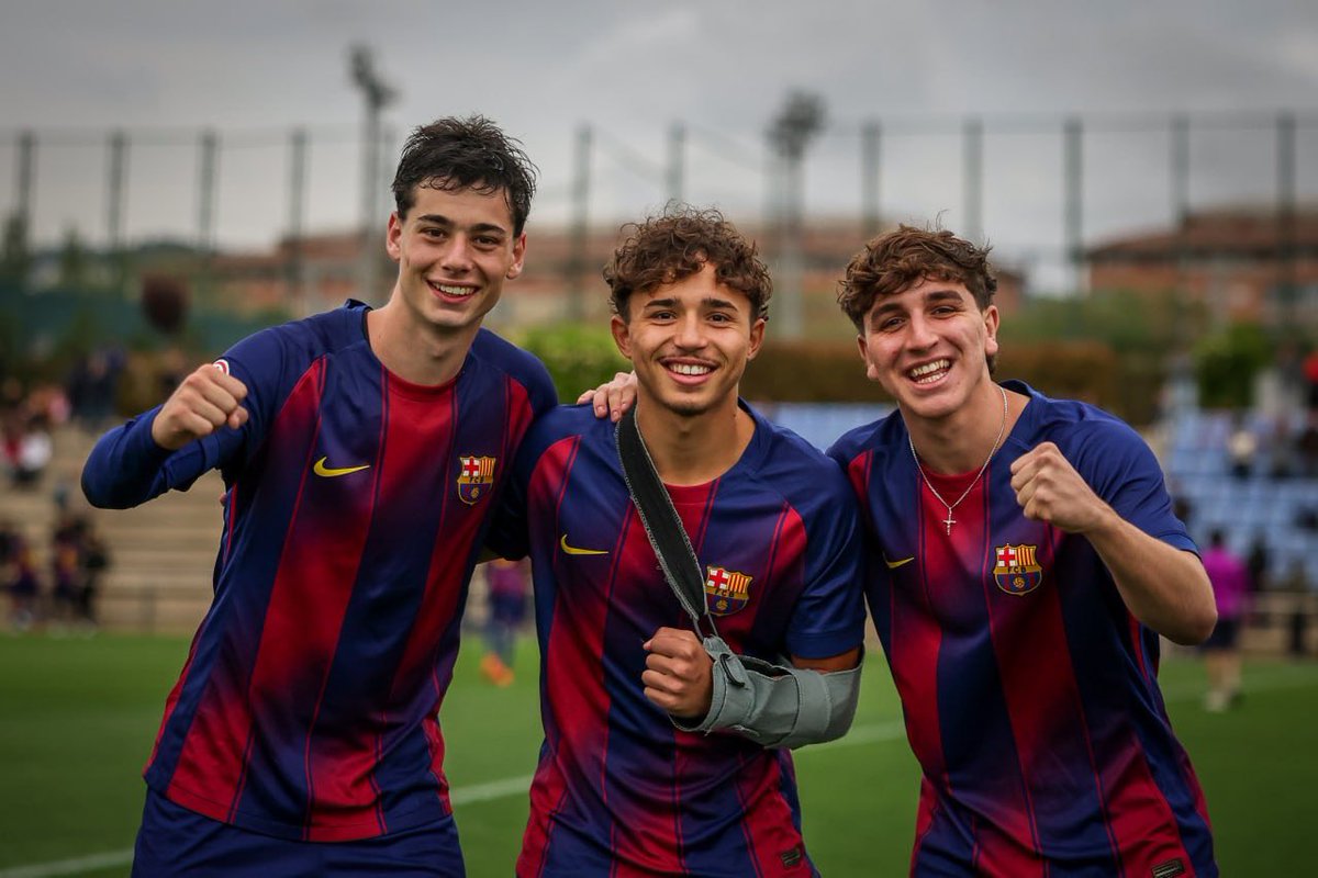 FC Barcelona - Masia tweet media