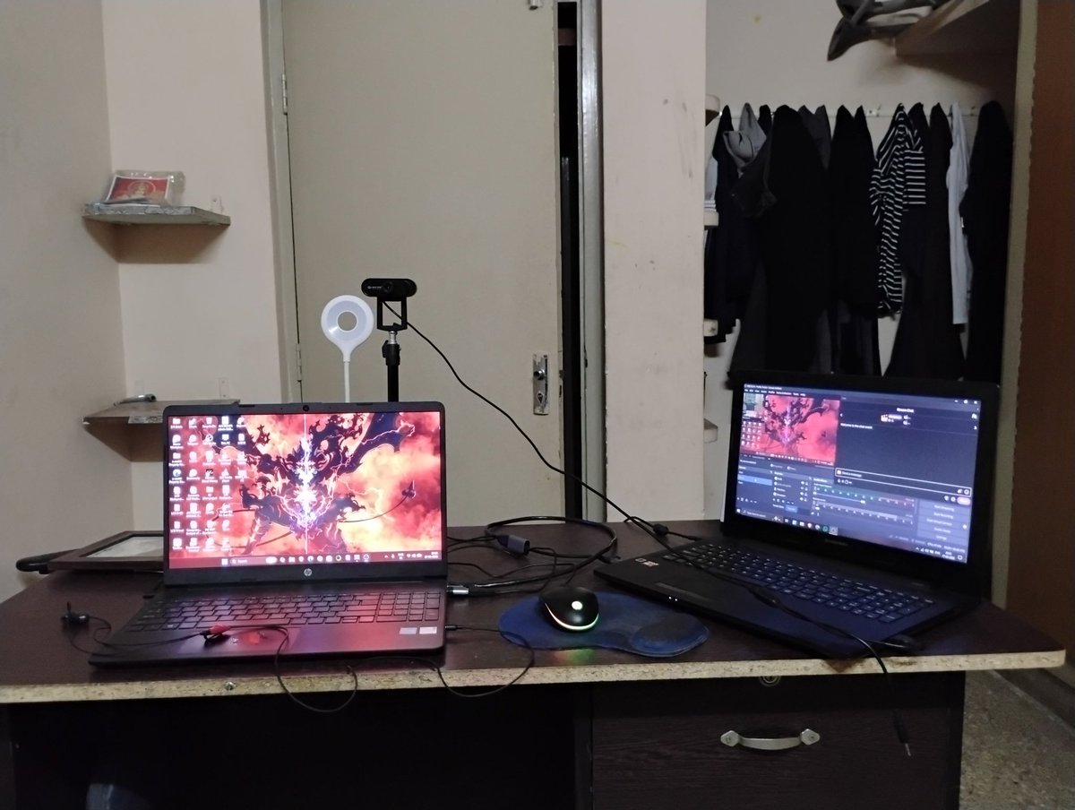 VKai1886's tweet image. My current streaming/gaming setup 
#stream #twitch