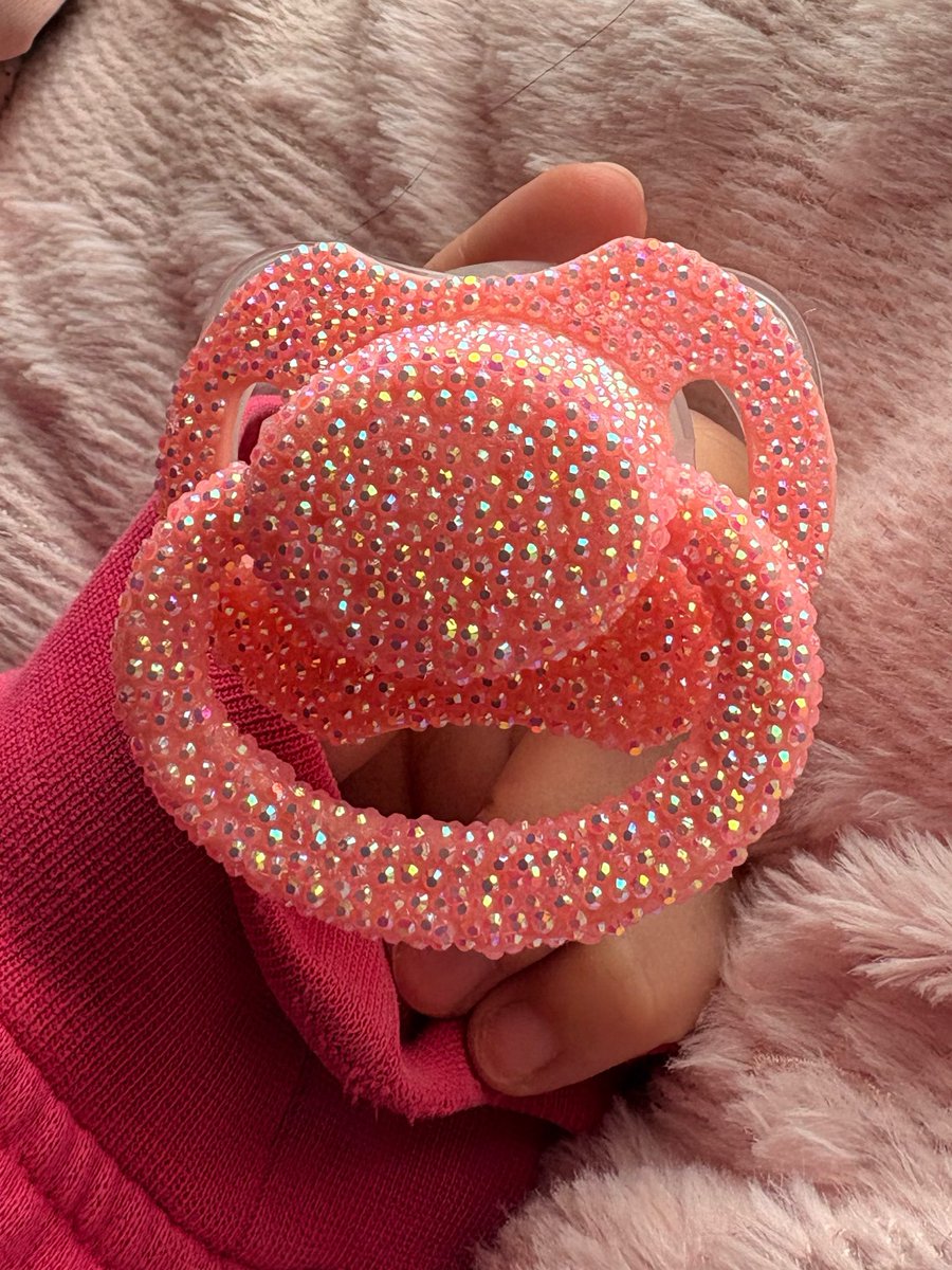 ⋆˚ 𝚋𝚞𝚗𝚗𝚢 𝜗𝜚˚⋆ tweet media