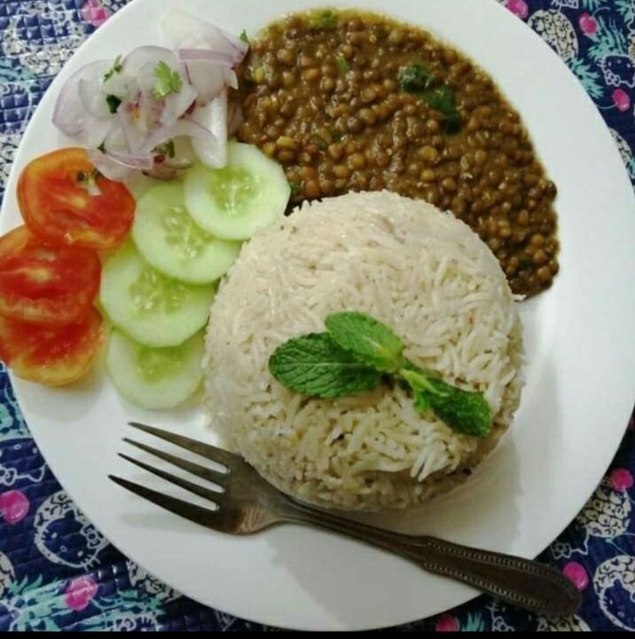 JohnWick0007X's tweet image. Mouthwatering goodness. Pure fried rice bliss. Simplicity at its finest.

#friedrice #foodie #food #foodporn #foodphotography #homemade