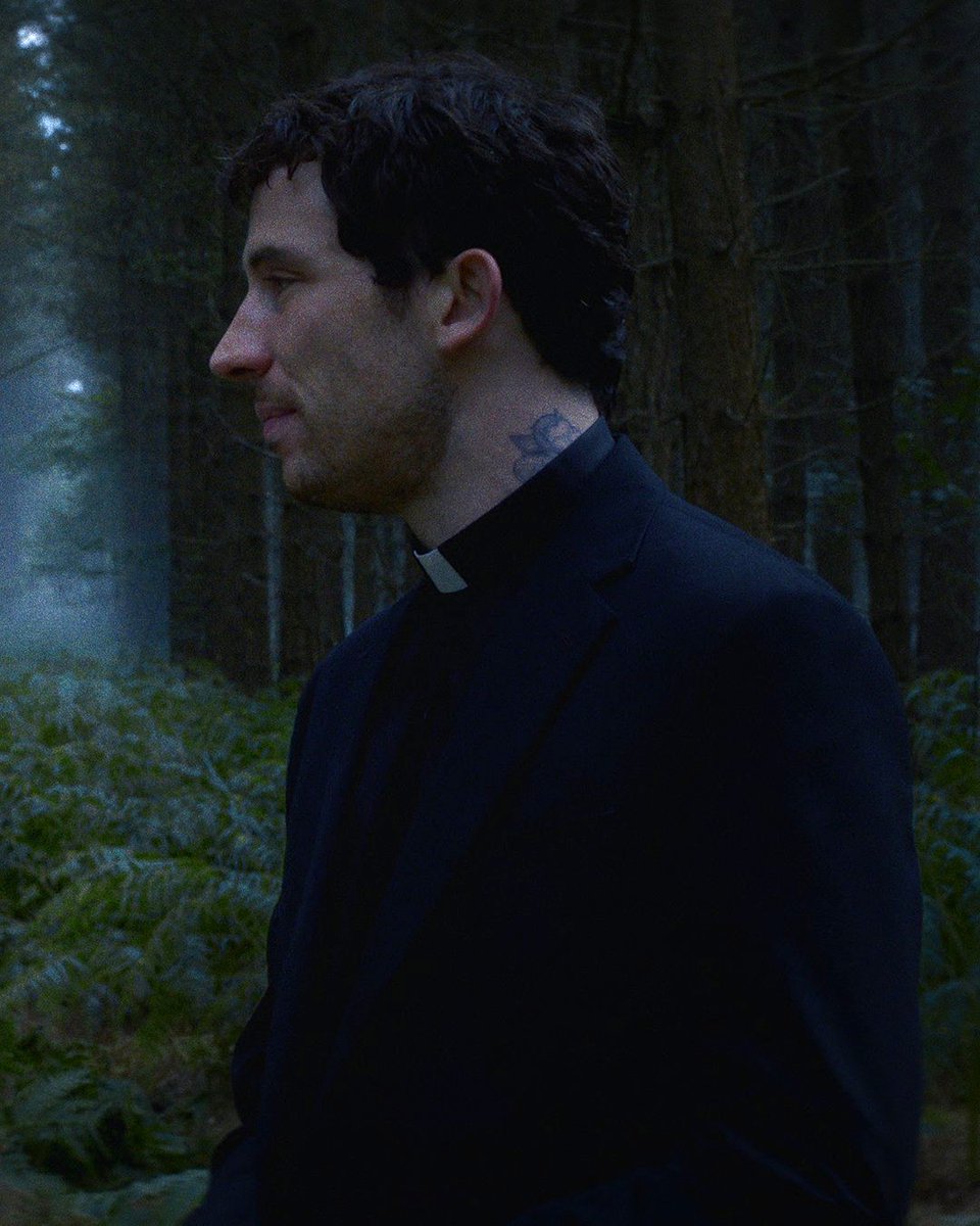 josh o'connor as a priest with a neck tattoo lives in my mind 24/7